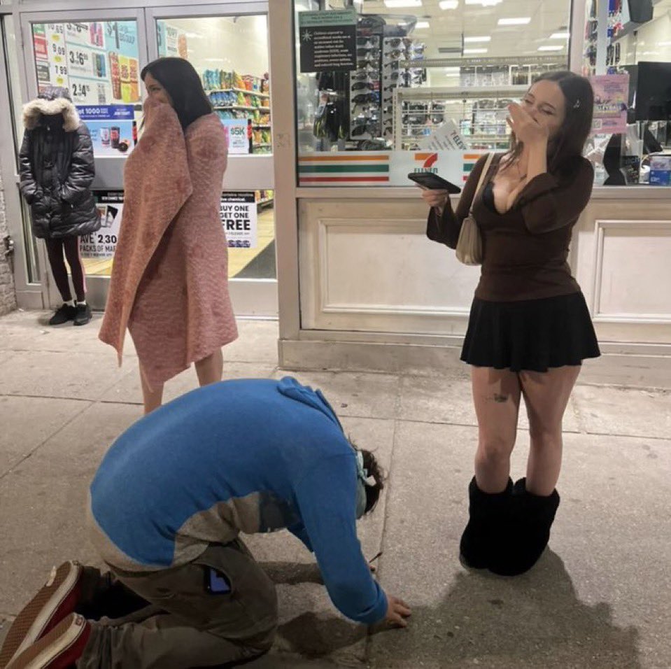 toxic masküleniteyi reddet kadınını yücelt