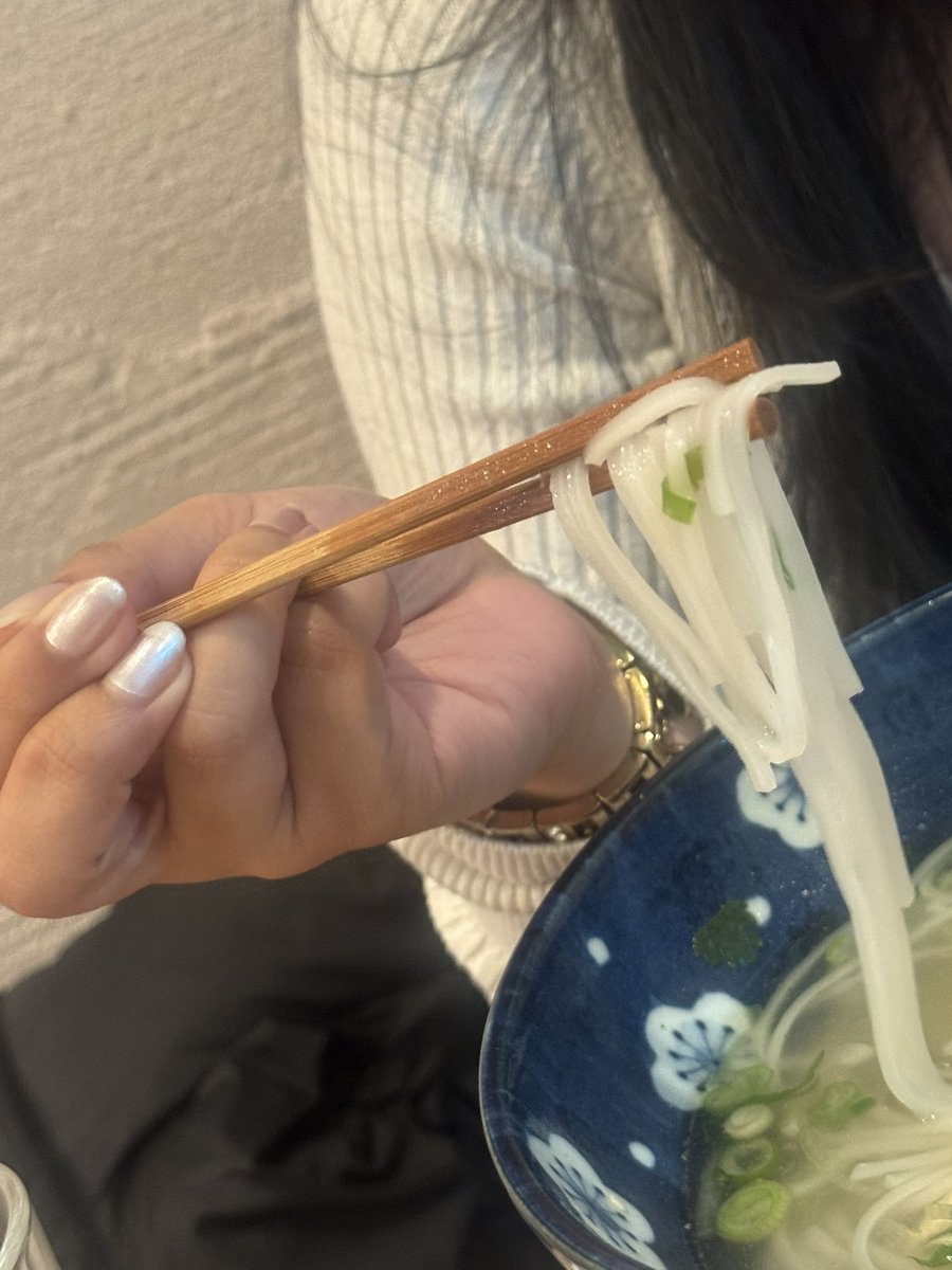 lustx4life's tweet photo. what the pho https://t.co/nhk1rvxqzL