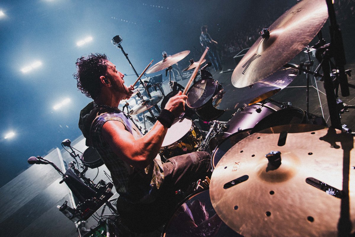 LINKIN PARK tweet media