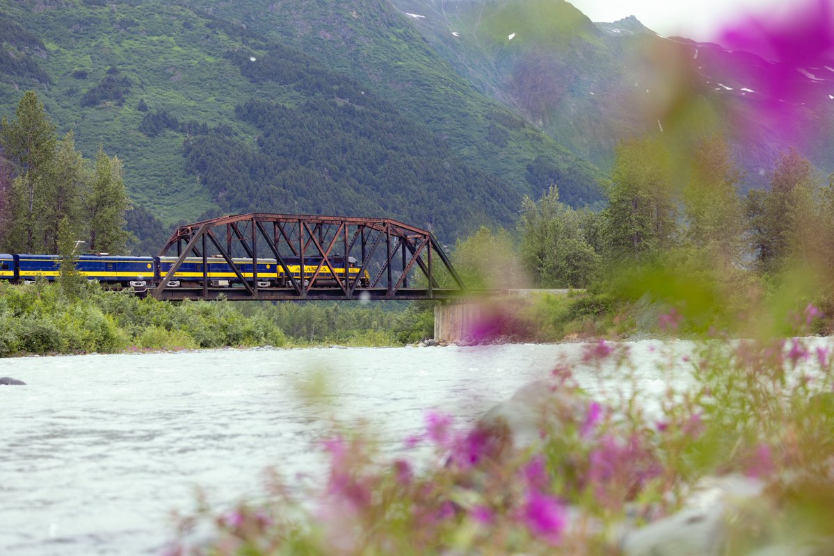 Alaska Railroad tweet media