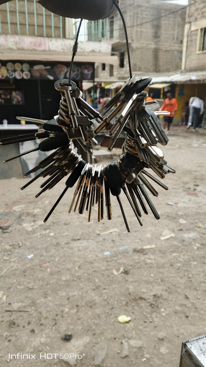 nairokeytech's tweet photo. At our workshop, we duplicate all types of keys with accuracy and care. Fast service, reliable results, and your security guaranteed.
Bring your key β weβll make it better than new! π₯π
#KeyDuplication #LocksmithServices #AccurateCuts #FastService #NairobiBusiness #TrustedWorks https://t.co/TFrMgHTlYf