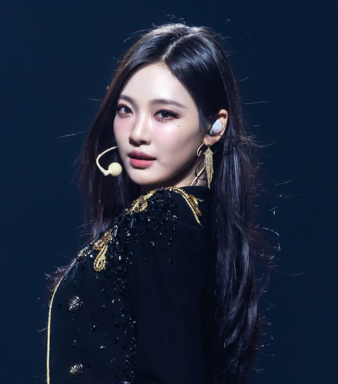 About Music tweet media