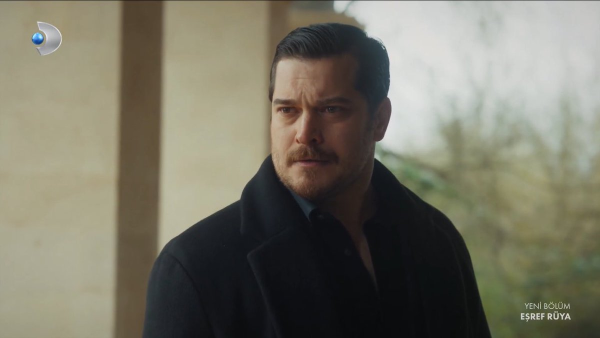 Heartless_103's tweet photo. “First of all, I want you to know this. I love you very much, I always have.” Pls 😭

#EşrefRüya #eşsan https://t.co/XZU56xjObW