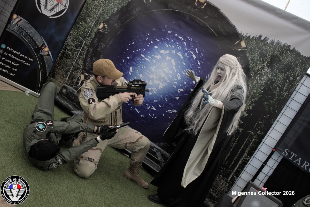 stargate_sg4f's tweet photo. 📷 Photo de groupe au salon #MigennesCollector 2026 ! Avec les membres des associations #SG4F / #StargateTroopers et #AngelSewing.
Un grand MERCI aux organisateurs et aux nombreux visiteurs.
-> DISCORD : https://t.co/KrMafSFbsh
#stargate #stargatesg1 #sg1 #migennes #cosplay https://t.co/CWYridTcJ6