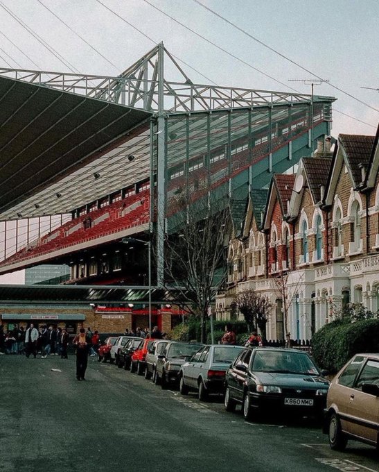 90s Football tweet media