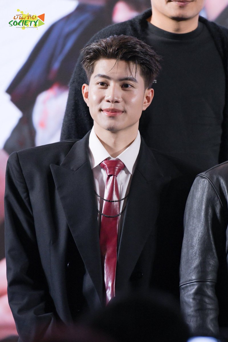 bunterngsociety's tweet photo. “แบงค์ ณฐวัฒน์” ในงานแถลงข่าว "Girl From Nowhere The Reset" GALA PREMIERE ร่วมเข้าคลาสชมผลกรรม EP.1 พร้อมกันก่อนใคร กับปัญหาที่ถูกบูลลี่ที่ถูกตีแผ่ ตอน “สกาย”

#แบงค์ณฐวัฒน์ #banknuttawat
#GFNWTheResetGala
#GirlFromNowhereTheReset https://t.co/GJik8G0KxV