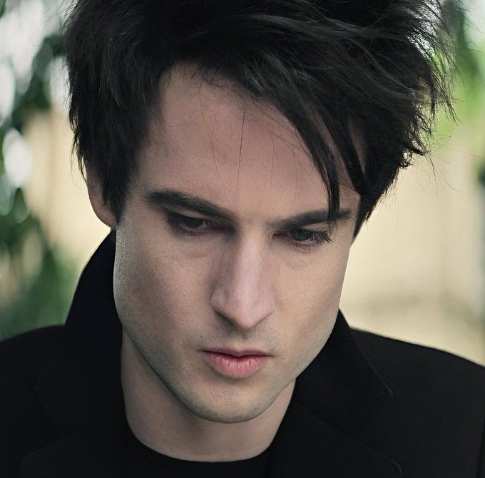 Strife 🌹 tweet media