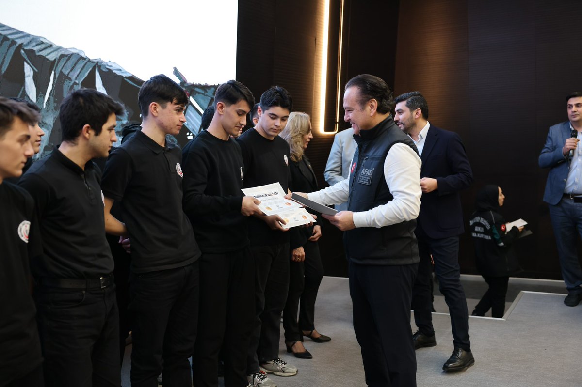 A F A D İstanbul tweet media