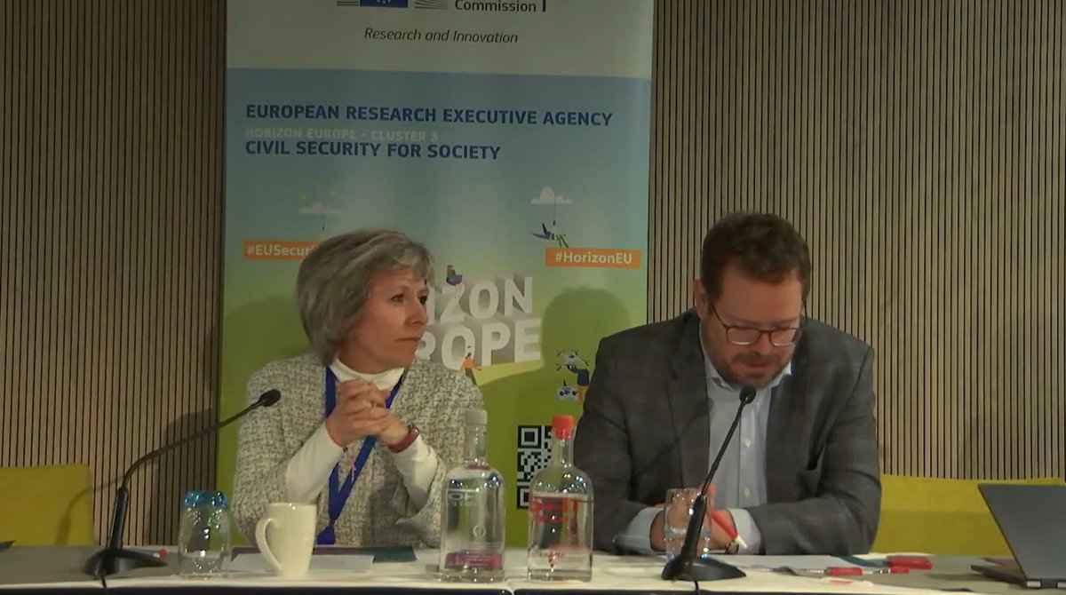 VoiceInteraction tweet media