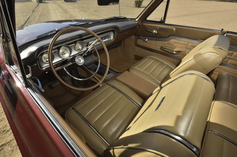 Mecum Auctions tweet media