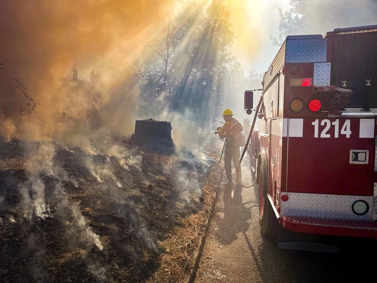 U.S. Wildland Fire Service tweet media