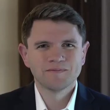 anyone_want_chips tweet media