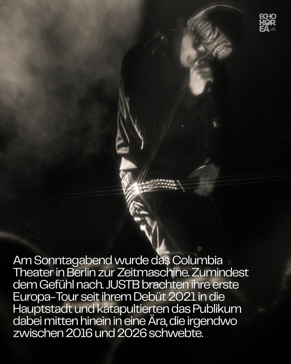 echokorea_de's tweet photo. Sonntagabend in Berlin und das Columbia Theater war zurück in 2016!
JUSTB brachten ihre erste Europa-Tour seit ihrem Debüt 2021 in die Hauptstadt, mit kraftvollen Performances und Solo-Stages die wohl niemand kommen sah.

Mehr Eindrücke hier:

https://t.co/bAxGeVC2Mf 

#JUSTB https://t.co/lbJ3IlOu46