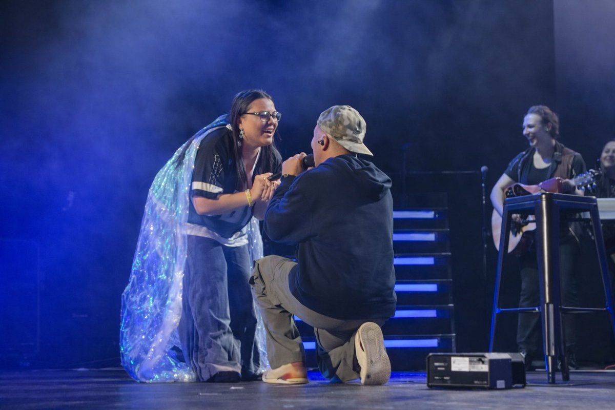 Andeeer 🏔️🍷Los wwg ✨ tweet media