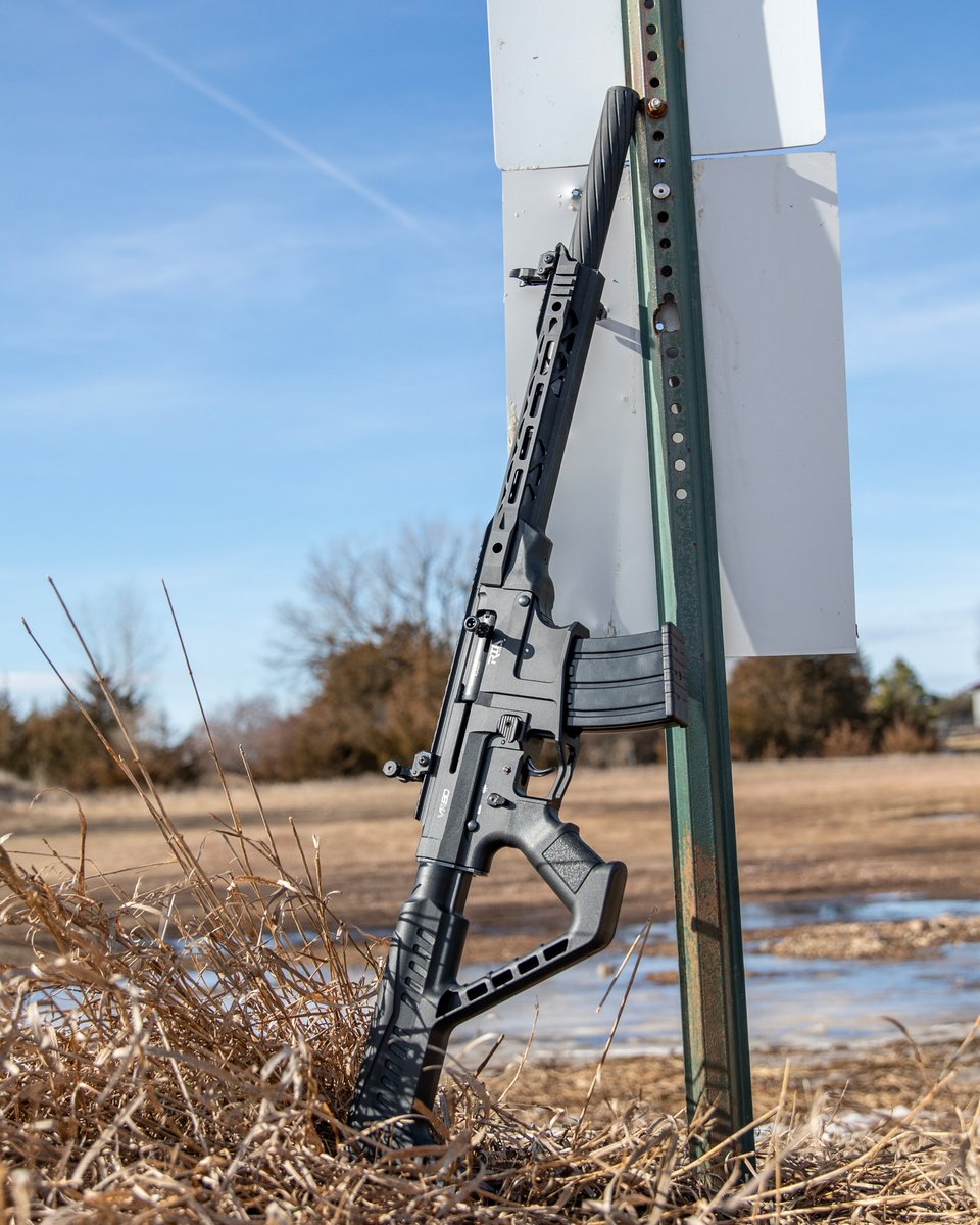 ArmscorRIA's tweet photo. A longstanding favorite for good reason. The VR80 has been a flagship for us and it keeps earning it. 🎯
#rockislandarmory #vr80 #riaimports https://t.co/psy4Az4hPe