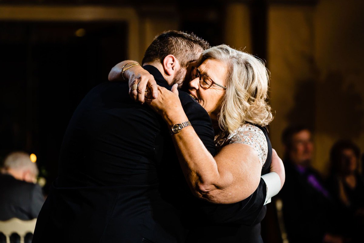 Happy National Son's Day! 💙

There is nothing better than seeing families show up on such a special day!

Ready to celebrate? There's limited availability for upcoming events this weekend at Vault 634! 

🎟️: buff.ly/OgEwliQ 

📸: SMJ Photo

#NationalSonsDay #EventsNearMe