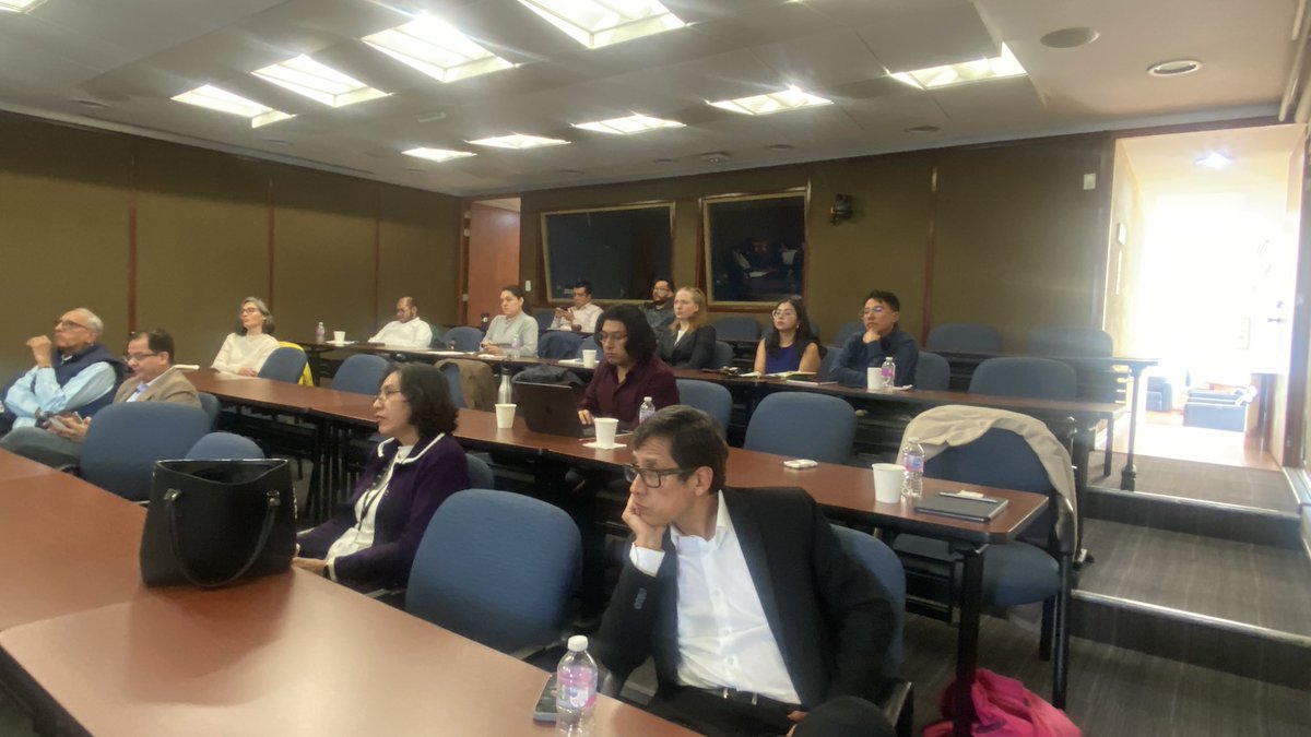 División de Estudios sobre el Desarrollo tweet media