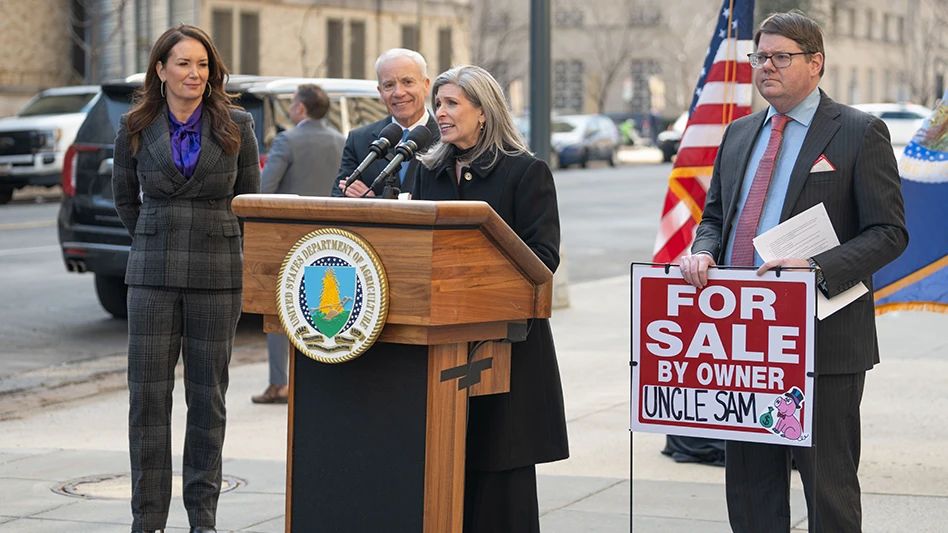 The USDA will dispose of the South Building and Braddock Place as part of its reorganization, which includes a plan to relocate much of its headquarters and staff out of the Washington, D.C., area. buff.ly/z67aZbF