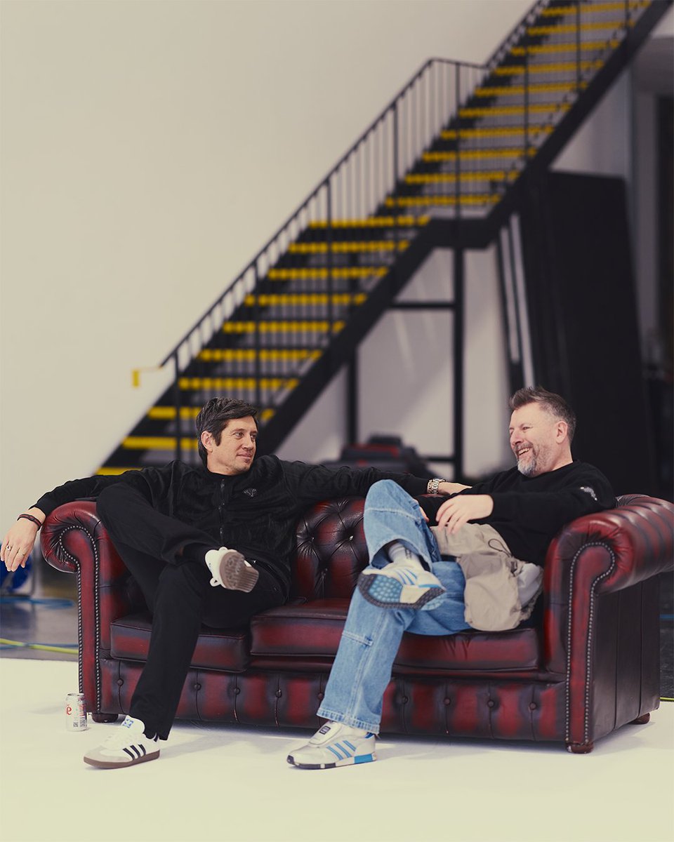 Lifejacketuk tweet media