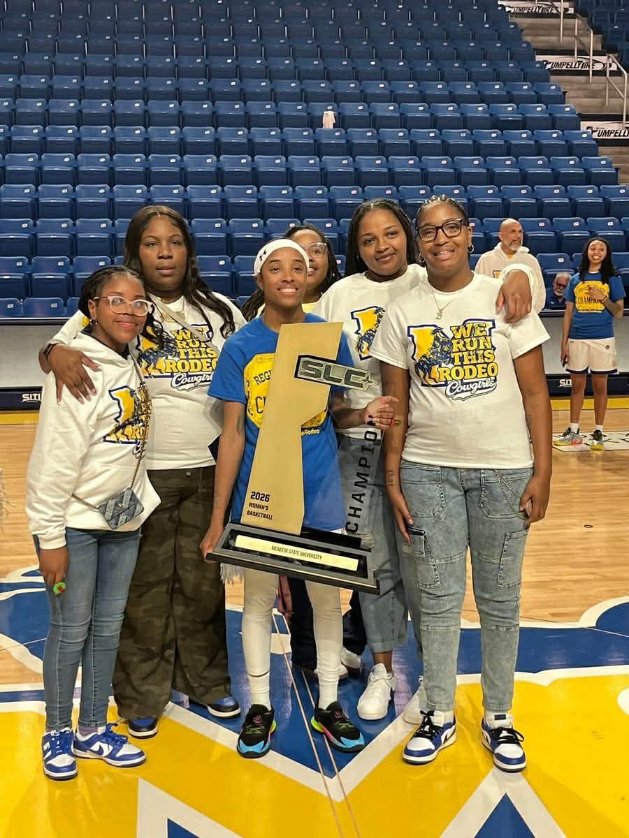 mspierre_1's tweet photo. Us Supporting My Niece,Jen💙💛 https://t.co/TCHKLFsu0R