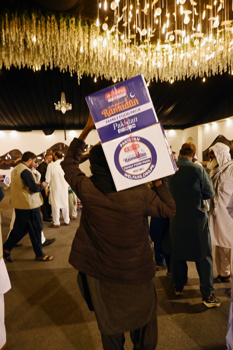 minhajwelfare's tweet photo. 🌙 This Ramadan, MWF distributed Family Food Packs in Islamabad to help struggling families prepare Suhoor & Iftar with dignity and ease.
🔗 https://t.co/uNK9tMBEkn
#MWF #FoodRationPack #Islamabad #Pakistan #Ramadan2026 #RamadanWithMWF #LightThePathToKindness https://t.co/zpu3X42Nwo