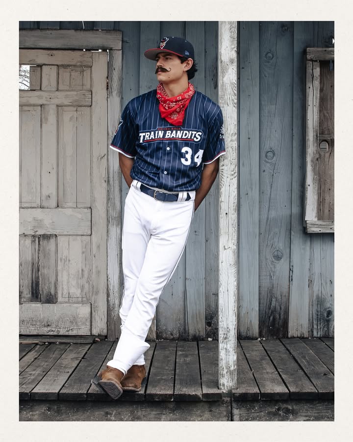 Go Round Rock tweet media