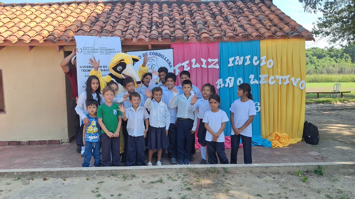 MECpy's tweet photo. Habilitamos oficialmente el 7° grado de la modalidad Educación Básica Abierta (EBA) en la histórica Esc. Bás. N° 10.260 "Banco Yparaguaymi", de Arroyos y Esteros, departamento de Cordillera. https://t.co/l7c29mGc3q
