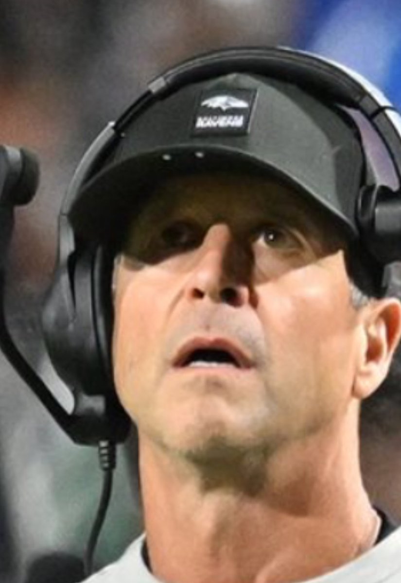 This is probably a much better option considering giants fans will be seeing this face more than anything else