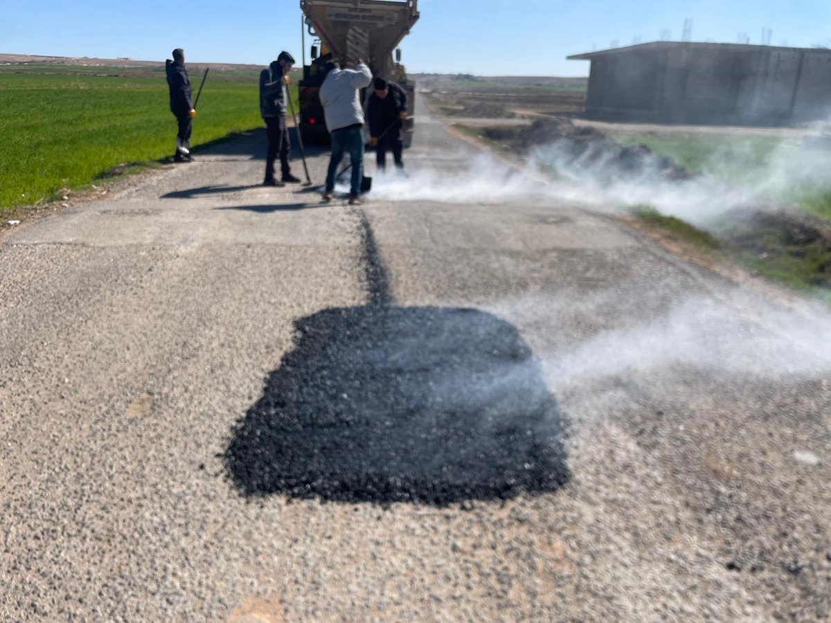 Kırsal Hizmetler Dairesi Başkanlığı olarak,

📍 Harran ilçesi-Bilgili 
güzergahında yama ile bakım ve onarım çalışmalarımız hız kesmeden devam etmektedir.

✅Onarıyoruz, Güçlendiriyoruz!😊

<a href="/sanliurfabld/">Şanlıurfa Büyükşehir 🇹🇷</a> 
<a href="/MithatCanKutluc/">Mithat Can KUTLUCA</a>
<a href="/halilaldeniz_/">Halil Aldeniz</a> 
<a href="/mkosar72/">Mustafa KOŞAR</a> 

#YolMedeniyettir
#BakımOnarım