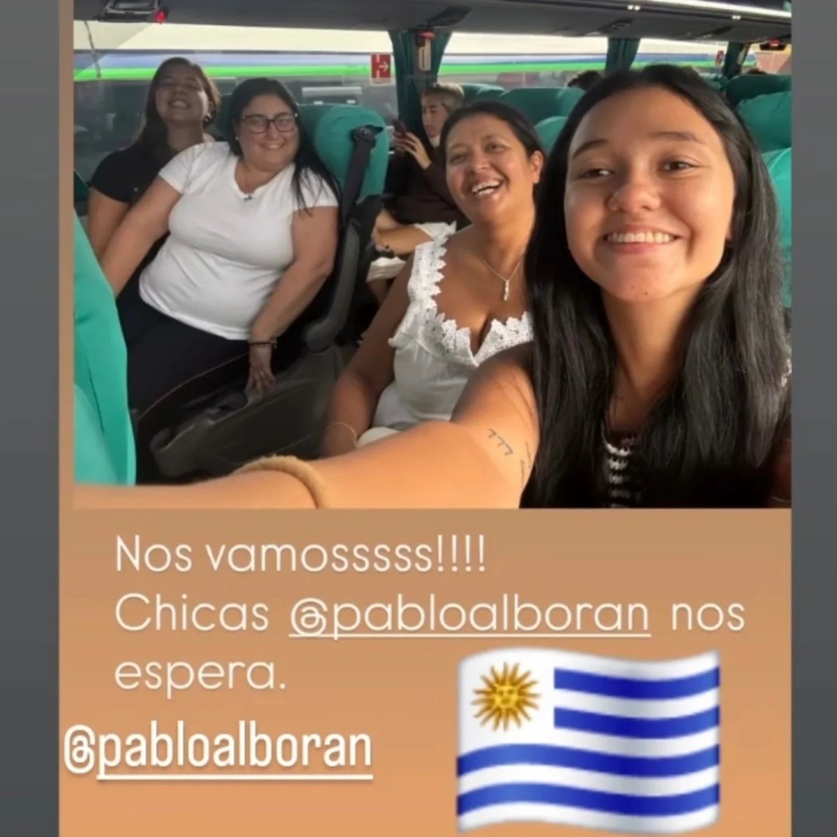 alboran_uruguay's tweet photo. @pabloalboran ahí va parte de nuestro Club a disfrutar contigo de este impresionante #GlobalTourKm0 les esperan dos maravillosas noches junto a tí! 🇺🇾🇦🇷
#PabloAlborán https://t.co/1zHjcnGRUS
