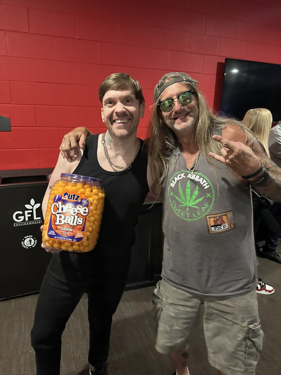 Jîm Sçhęłł☠ tweet media