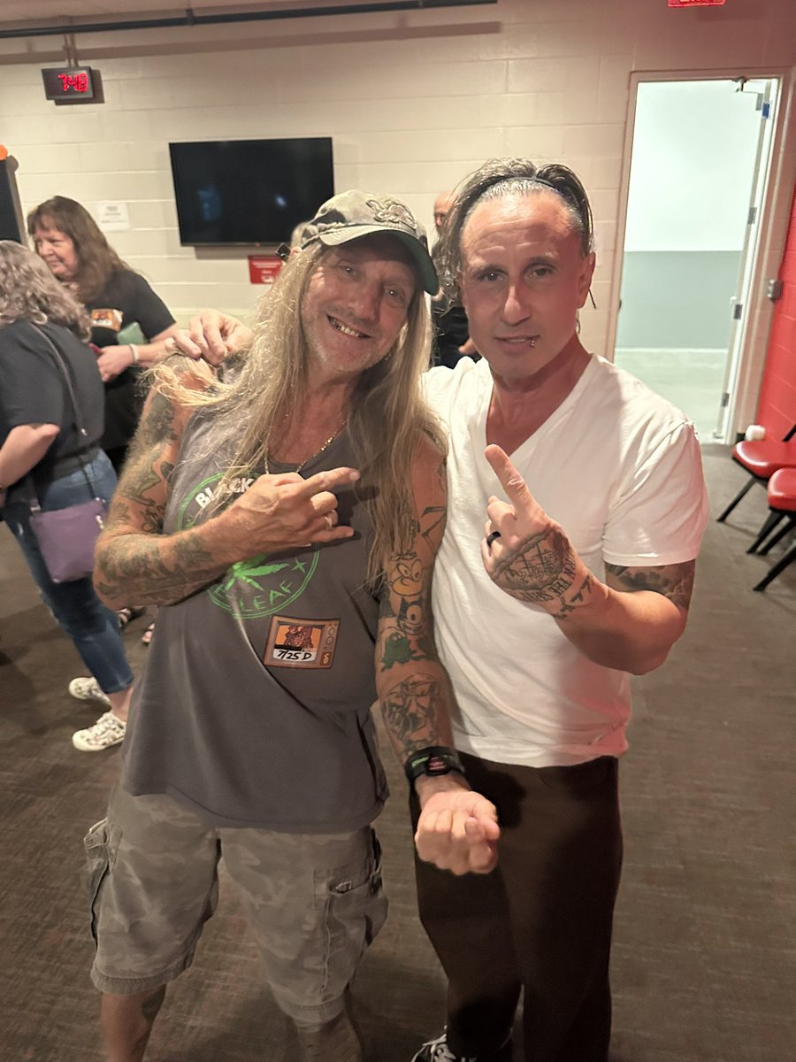 Jîm Sçhęłł☠ tweet media