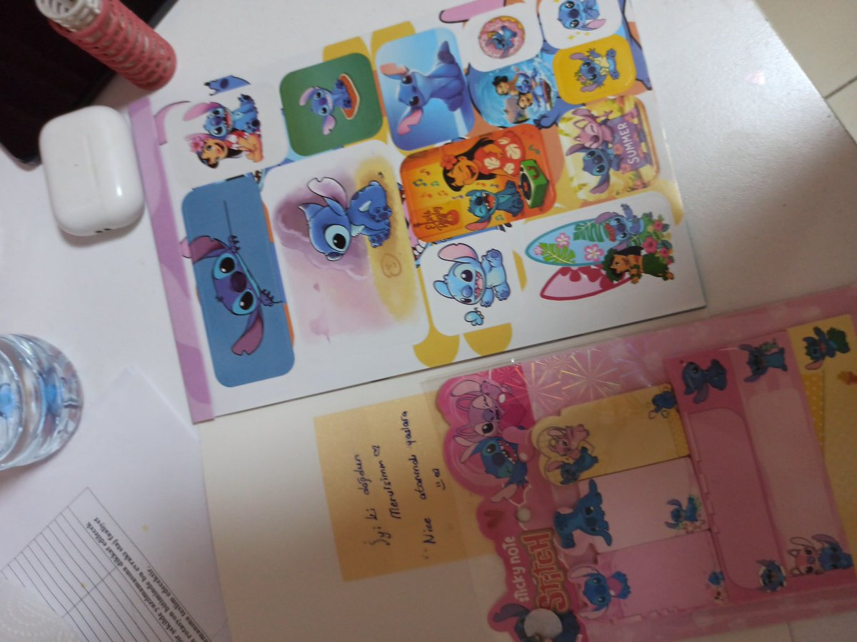 Arkadaşlar erken doğum günü hediyeme bakar mısınız