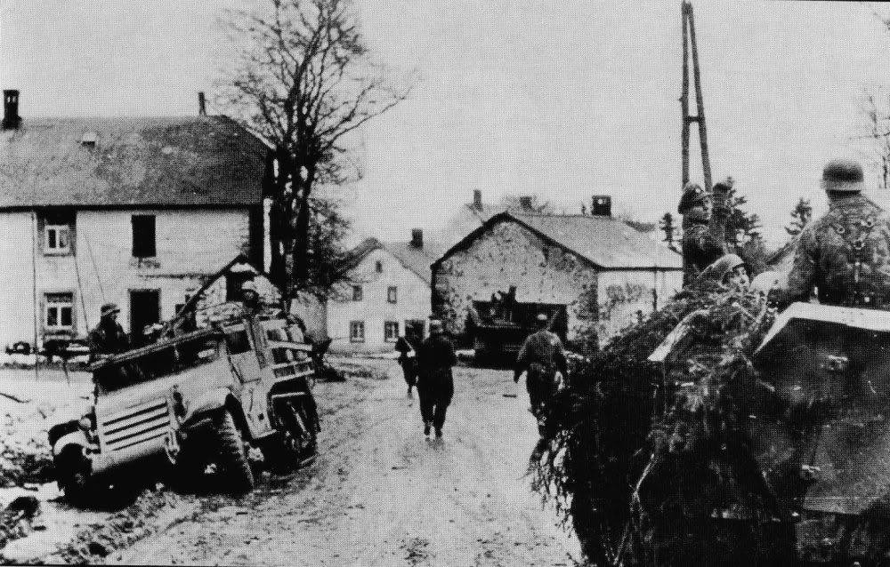 D88PB's tweet photo. @DulceBellum1944 Kampfgruppe #Peiper Wacht am Rhein 44 #WW2 https://t.co/Iub7MktECA