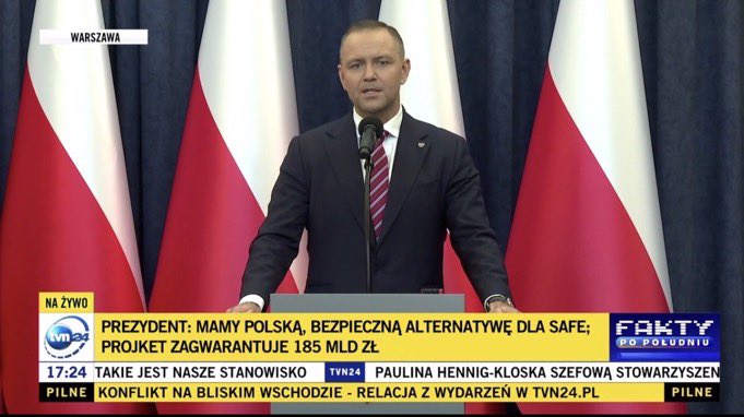 Nawet armię, żołnierzy, polskie firmy, polskich pracowników i bezpieczeństwo granic jest w stanie poświęcić Nawrocki na ołtarzu swojej nienawiści do Premiera Tuska i rządu - przy okazji robiąc z Polaków idiotów. No i dla Trumpa - a może zwłaszcza dla Trumpa❓Polska to przetrwa.