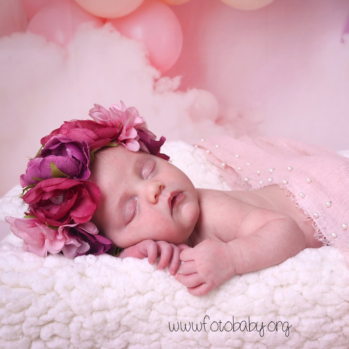 GranadaBaby's tweet photo. Preciosas sesiones fotográficas 📷 Si quieres más info solicita en https://t.co/kcpDzcfqE1 #Granada #FotoBabyGranada #NewBorn #Estudio #Bebes #FelizMiercoles #Miercoles #ComercioLocal https://t.co/SsGd9nZjBD