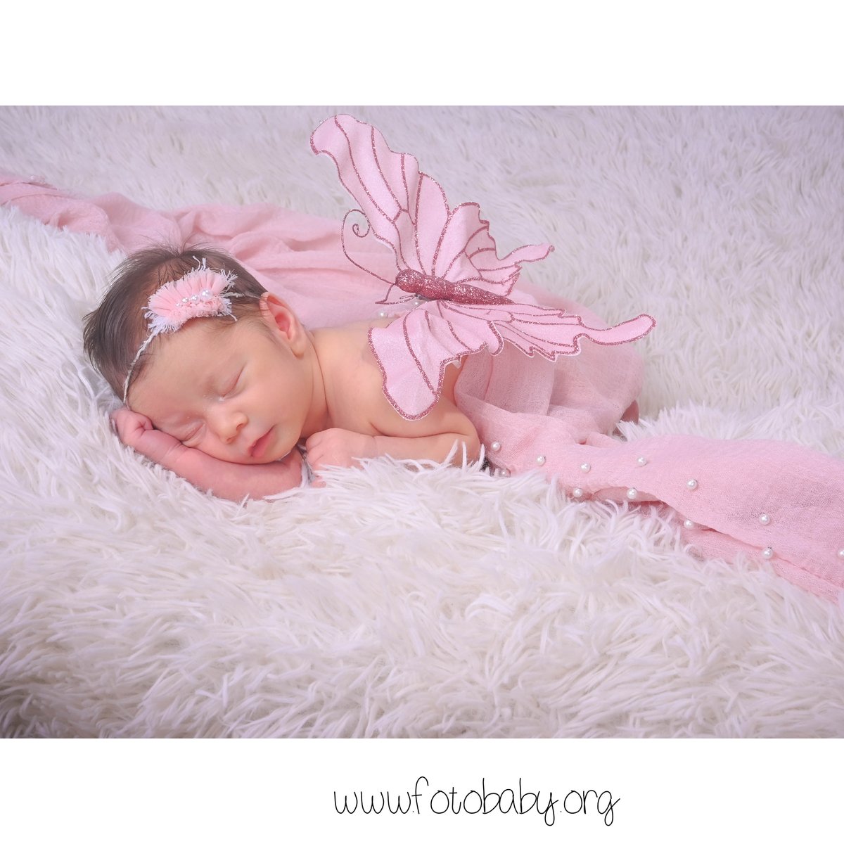 GranadaBaby's tweet photo. Preciosas sesiones fotográficas 📷 Si quieres más info solicita en https://t.co/kcpDzcfqE1 #Granada #FotoBabyGranada #NewBorn #Estudio #Bebes #FelizMiercoles #Miercoles #ComercioLocal https://t.co/SsGd9nZjBD