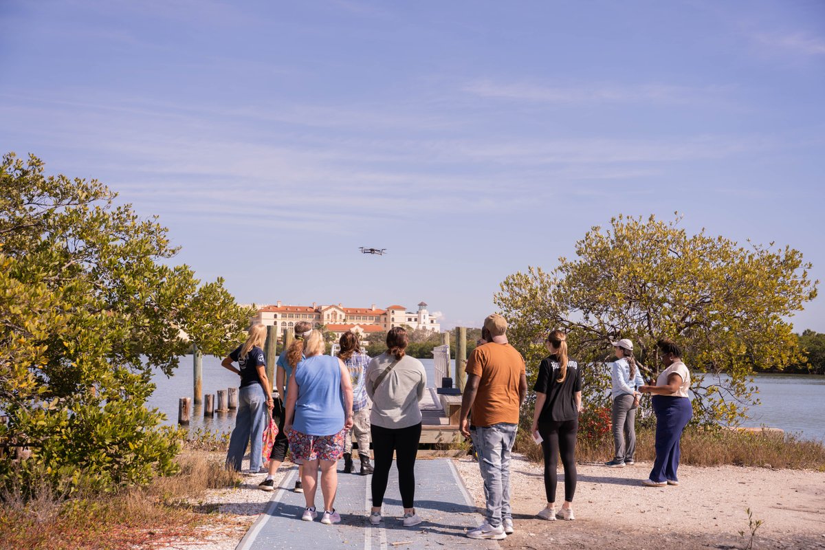 St. Petersburg College tweet media