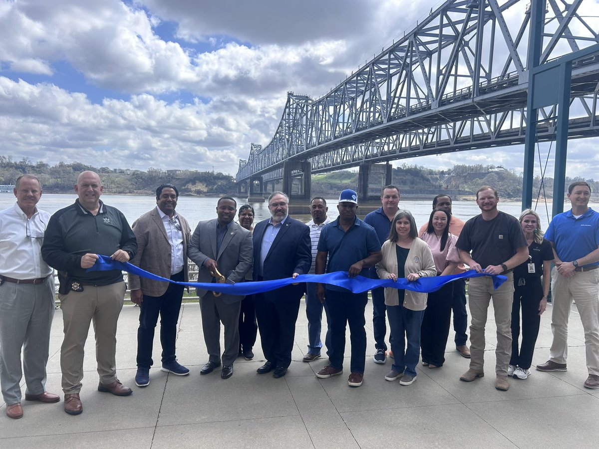 CTravisJohnson tweet media