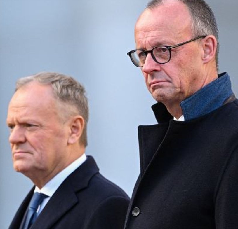 Kiedy dowiadujecie się, że wasz plan zadłużenia Polski na wiele pokoleń  i sfinansowania za to niemieckiego przemysłu właśnie zaczyna trafiać ciężki szlag...
😂💪