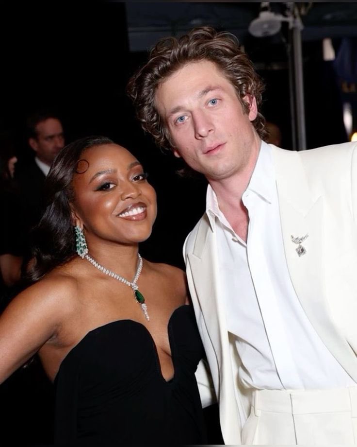 quinta if you you can hear me cast jeremy allen white as a schemmenti please