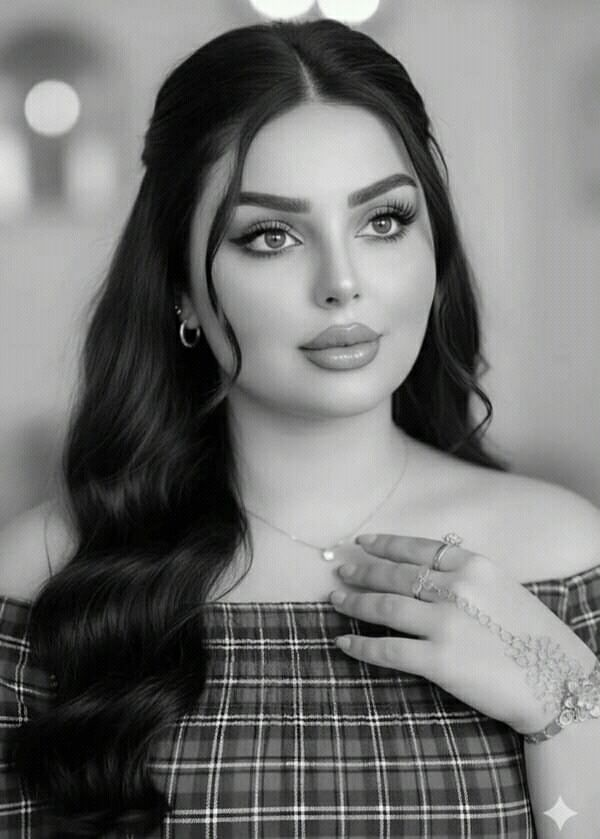 d_moh23's tweet photo. نحن في زمن 
عليك أن تختار
أما أن تكون ممثل بارع
وأما أن تجد لـ نفسك 
كرسي وتصفق
لـ من أجاد التمثيل 

#فضفضة_رووح 
#قيثارة_النيل https://t.co/GHcLUykd4c