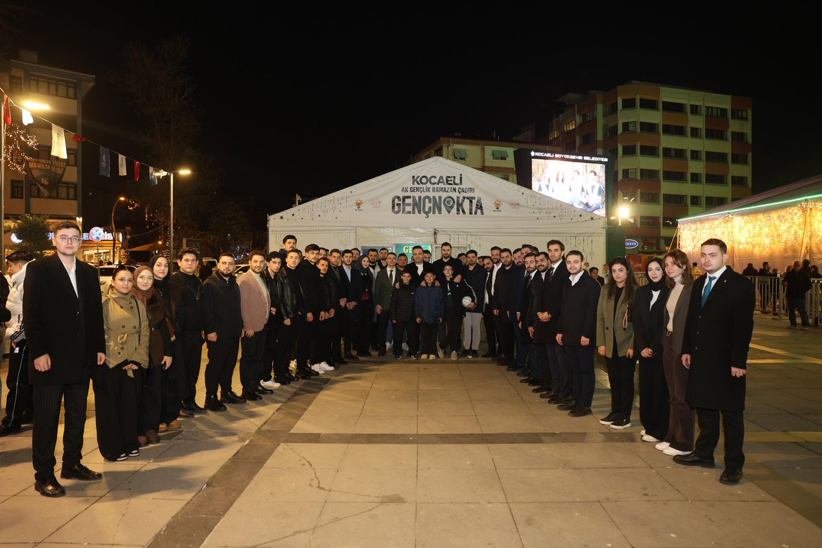 📍GençNokta Kocaeli🙋🏻‍♂️

Kocaeli’mizin gençleriyle bol paslaşmalı, muhabbet dolu akşamdan. 🚀

Gençliğin buluşma noktasına Kocaeli’mizin tüm gençlerini bekliyoruz.