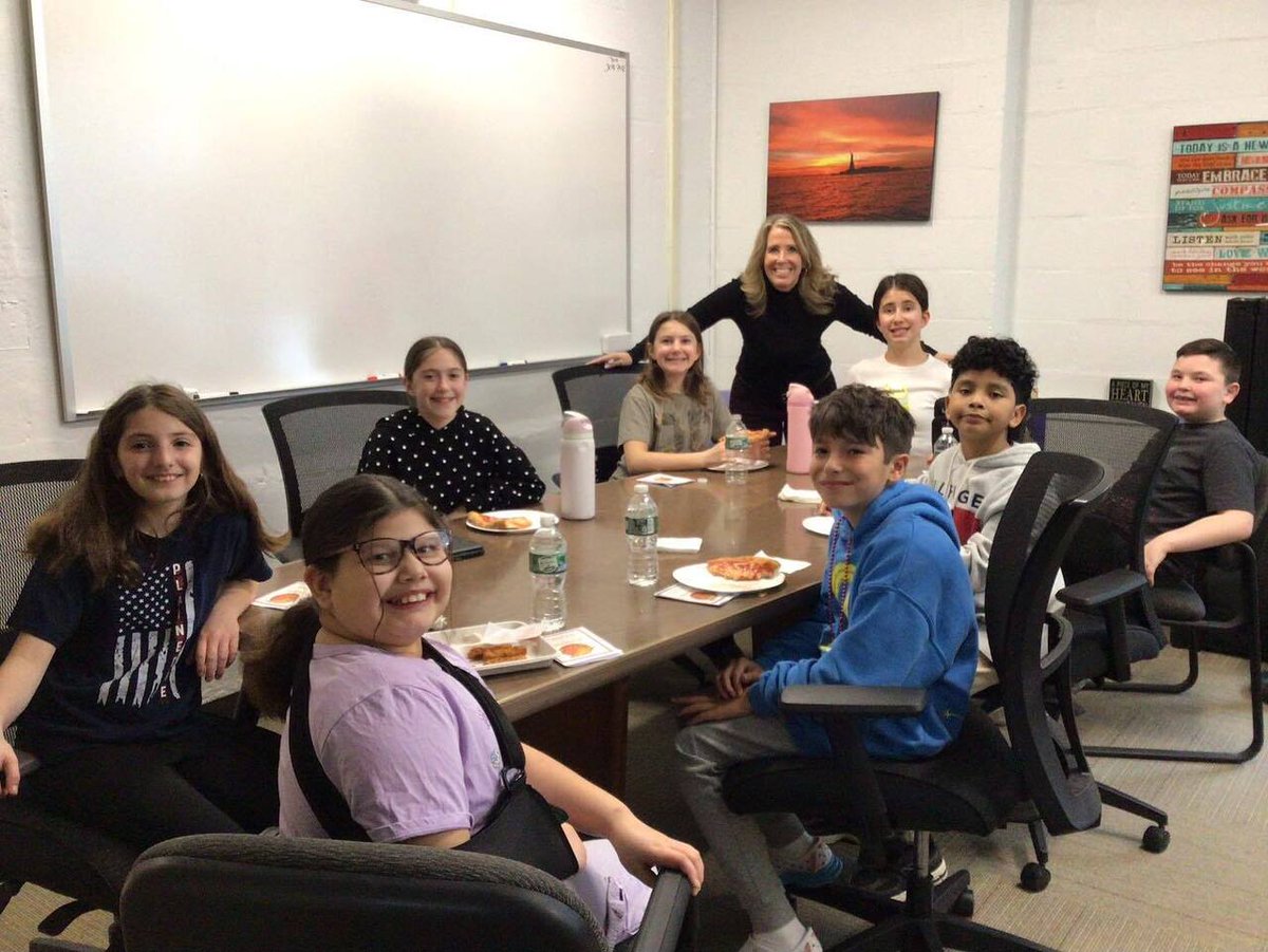 Jennifer Thearle tweet media