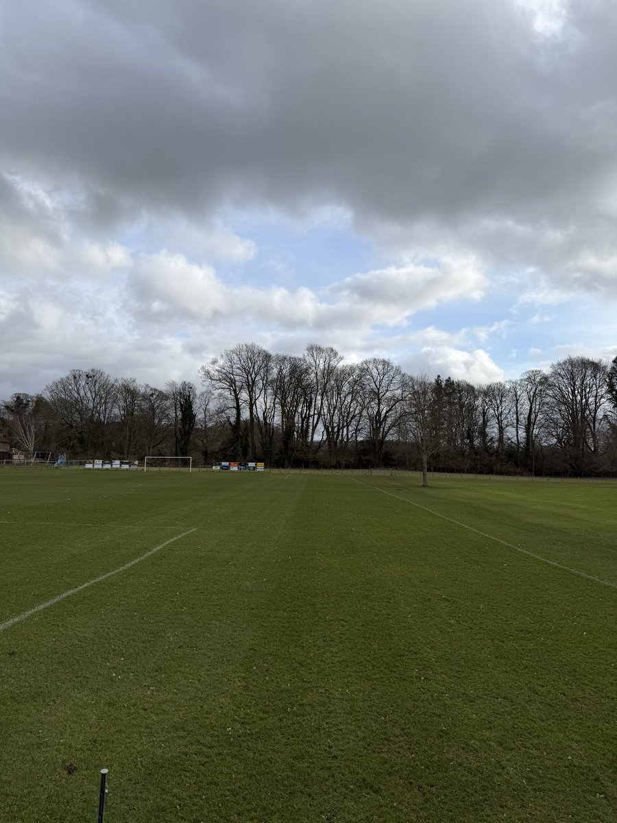 Tom Banks tweet media