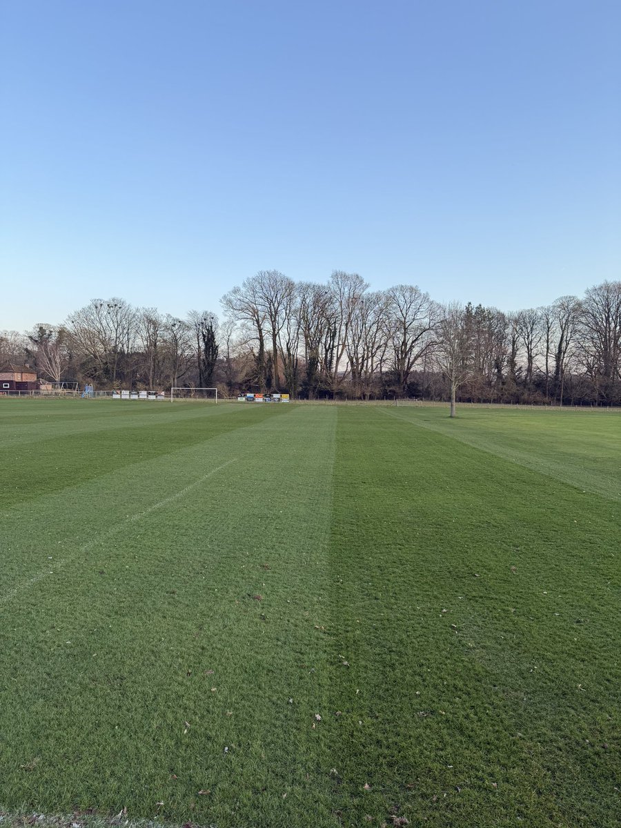 Tom Banks tweet media