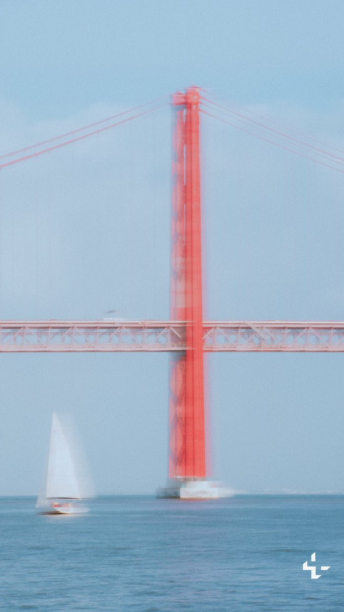 Unsplash tweet media