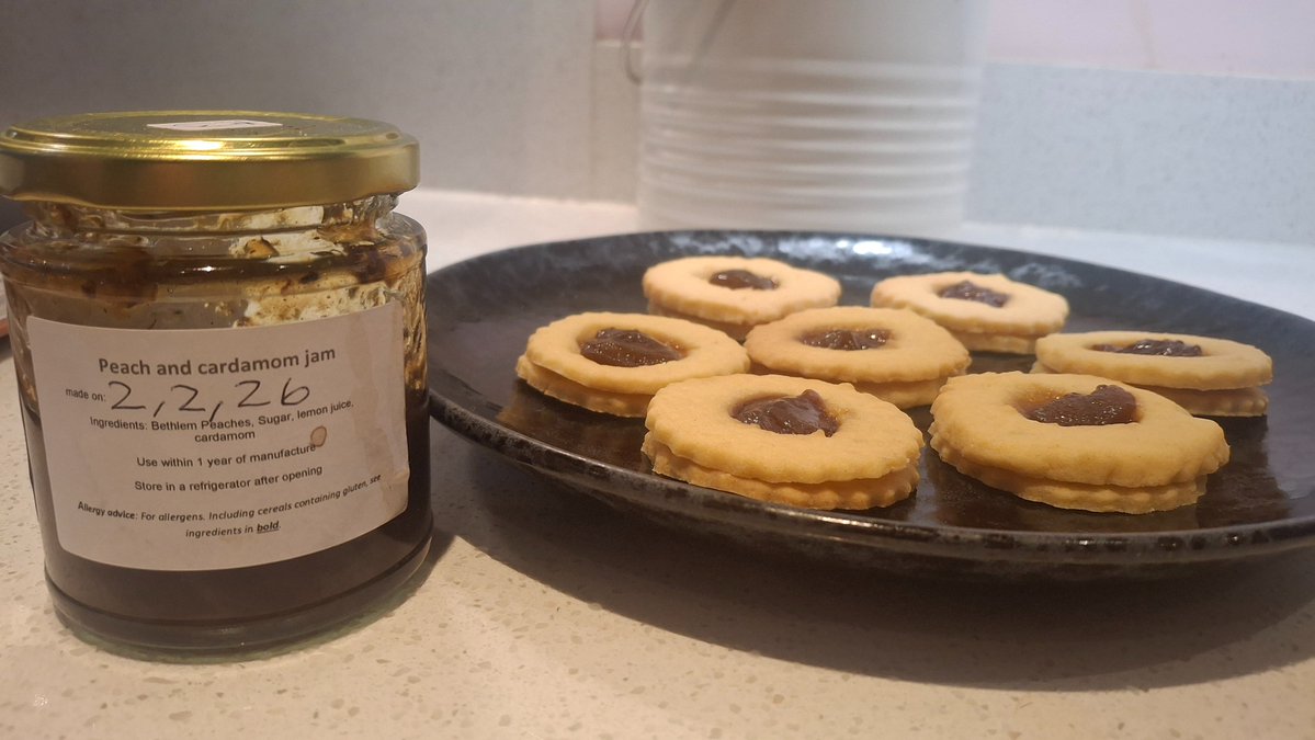 Amy Chapman tweet media