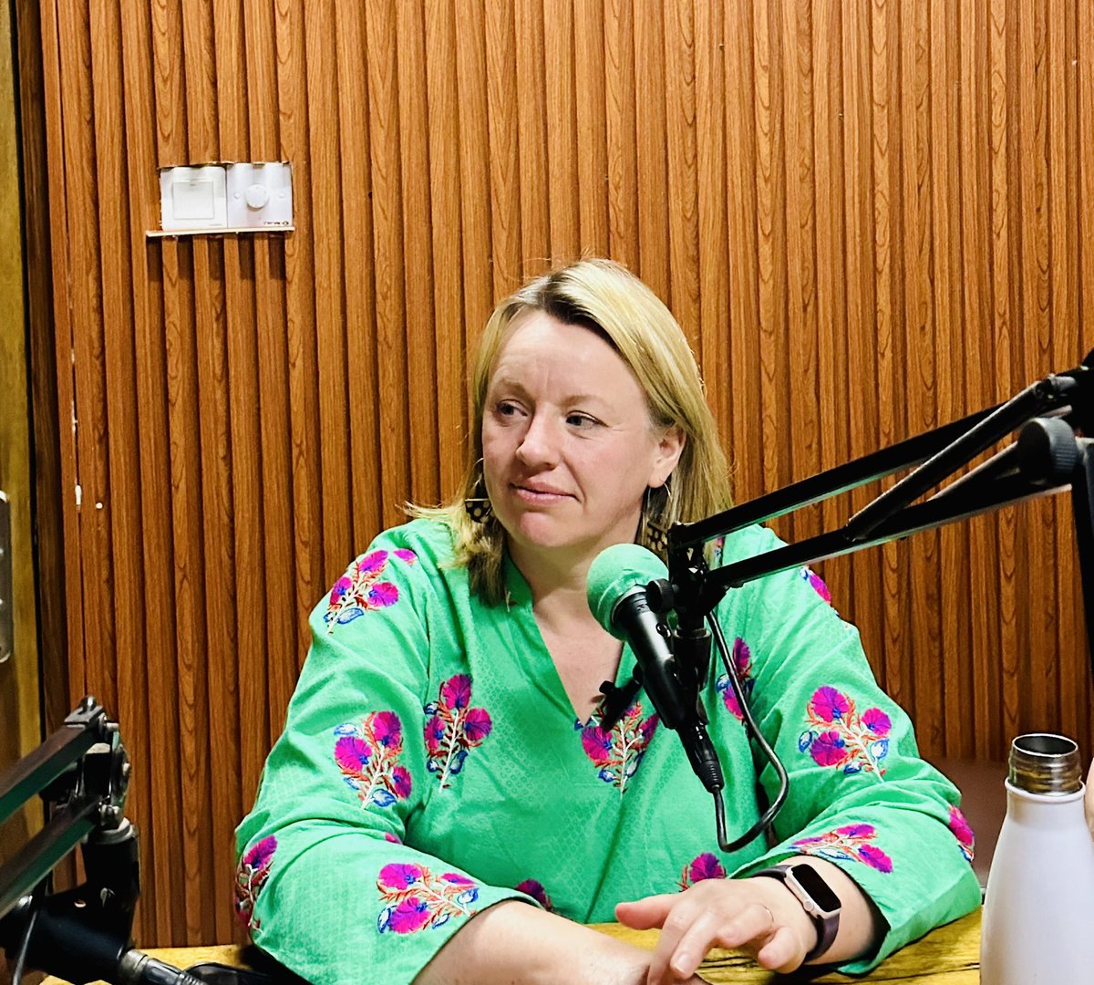 camara_muso's tweet photo. Honored to host @TobaskiNjieSarr, @MegMunn01 & @AdelePoskittWFD
Discussion centered on women political participation & need to prepare women ahead of parliamentary elections to visible, and occupying key decision-making positions.
#WFD | #TheGambia |#Democracy #WomenInPolitics https://t.co/9Ve6kKmgah