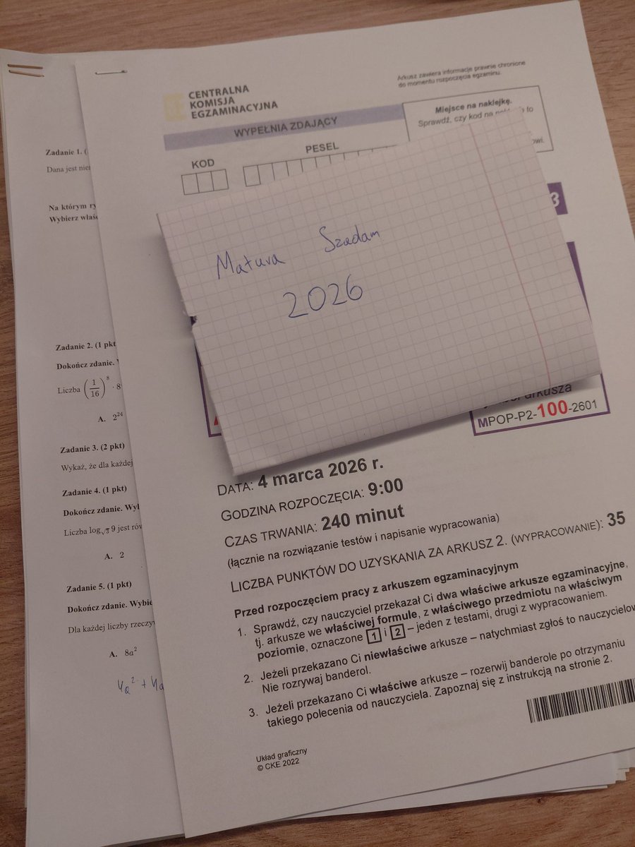 `ŠZÁDÀM› tweet media